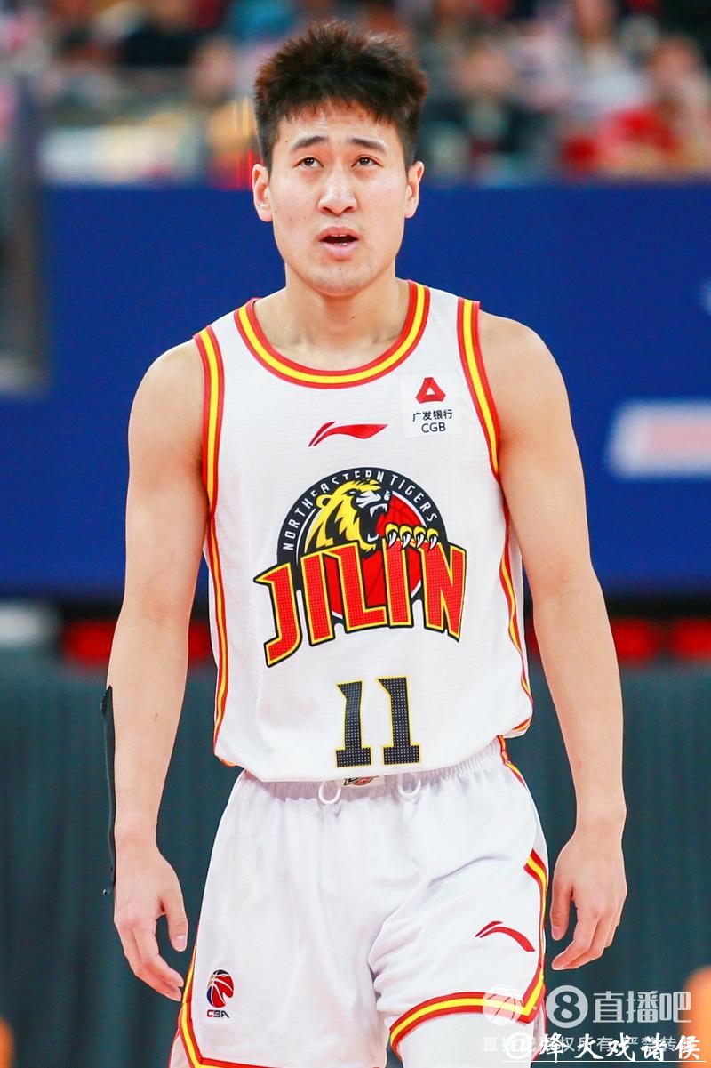 琼斯爆砍44+10+13姜伟泽24分 吉林胜肯帝亚